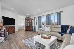 6360 Ramblewood Dr, Mentor, OH 44060 - Photo 3