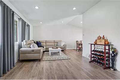 6360 Ramblewood Drive, Mentor, OH 44060 - Photo 13