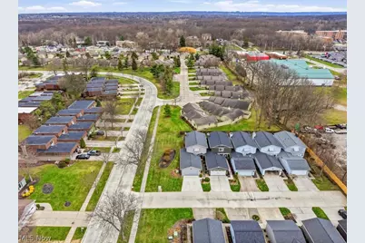 19281 Idlewood Trail #14-1, Strongsville, OH 44149 - Photo 3