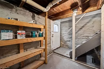 6635 Lake Ave, Elyria, OH 44035 - Photo 23