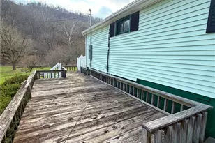 54312 Pipe Creek Rd, Jacobsburg, OH 43933 - Photo 11