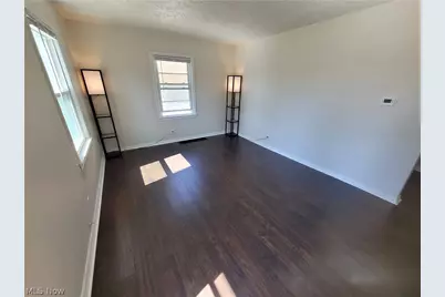 923 Russell Avenue, Akron, OH 44307 - Photo 15