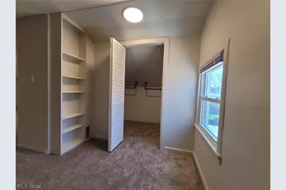 923 Russell Avenue, Akron, OH 44307 - Photo 19