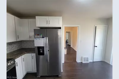 923 Russell Avenue, Akron, OH 44307 - Photo 3