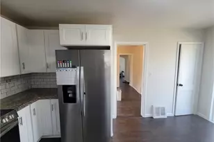 923 Russell Ave, Akron, OH 44307 - Photo 3