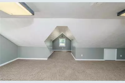 13815 Cranwood Park Boulevard, Garfield Heights, OH 44125 - Photo 7