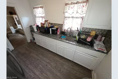 3270 Berkshire Road, Cleveland Heights, OH 44118 - Photo 11