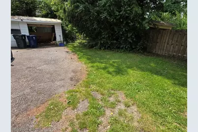 3270 Berkshire Road, Cleveland Heights, OH 44118 - Photo 5