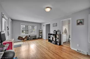 394 N Hawkins Ave, Akron, OH 44313 - Photo 15