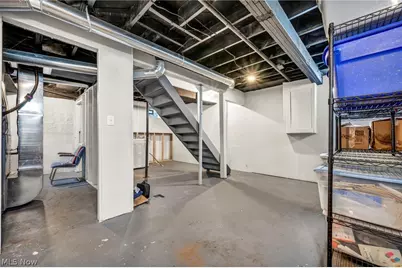 394 N Hawkins Avenue, Akron, OH 44313 - Photo 33