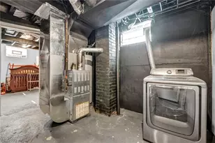 394 N Hawkins Ave, Akron, OH 44313 - Photo 35