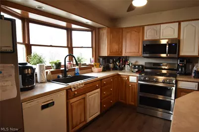 189 Center Street, Struthers, OH 44471 - Photo 9