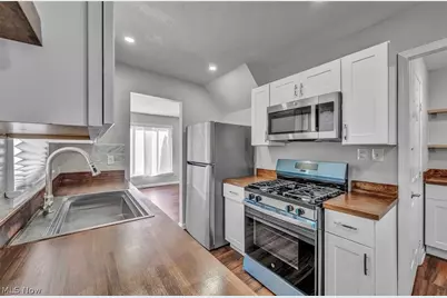 12508 Sobieski Avenue, Loveland, OH 44135 - Photo 3