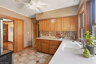 17513 Laverne Avenue, Loveland, OH 44135 - Photo 13