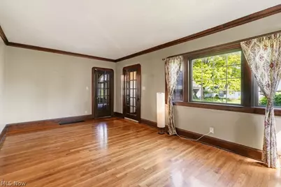 17513 Laverne Avenue, Loveland, OH 44135 - Photo 5