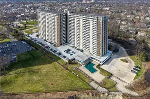 12900 Lake Ave, Oakwood, OH 44107 - Photo 23