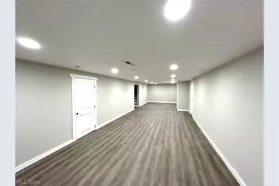 2205 Kimball Court, Akron, OH 44314 - Photo 13