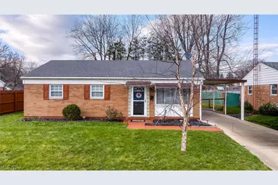 2317 40th Street NE, Canton, OH 44705 - Photo 1