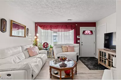 2317 40th Street NE, Canton, OH 44705 - Photo 9