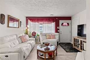 2317 40th St NE, Canton, OH 44705 - Photo 9