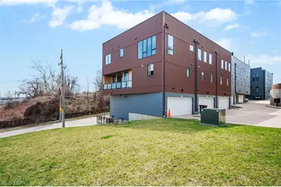 402 Jefferson Avenue, Loveland, OH 44113 - Photo 3