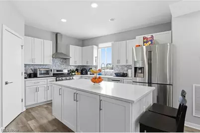 402 Jefferson Avenue, Loveland, OH 44113 - Photo 5