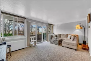 12900 Lake Ave, Oakwood, OH 44107 - Photo 15