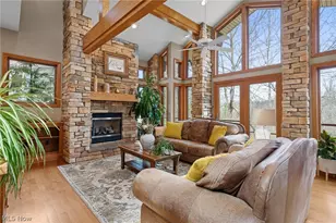 1105 Riverwoods Dr, Akron, OH 44313 - Photo 7