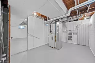 104 W Carolina Ave, Sebring, OH 44672 - Photo 35