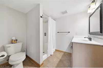 6625 Olde Stone Circle NE, Canton, OH 44721 - Photo 41