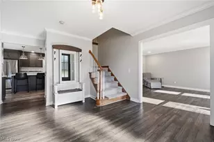 6625 Olde Stone Cir NE, Canton, OH 44721 - Photo 7