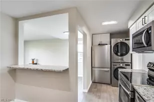 3423 W Bailey Rd, Cuyahoga Falls, OH 44221 - Photo 9