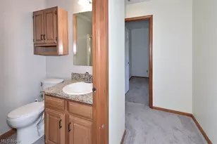 2121 Oakwood Ct, Avon, OH 44011 - Photo 17