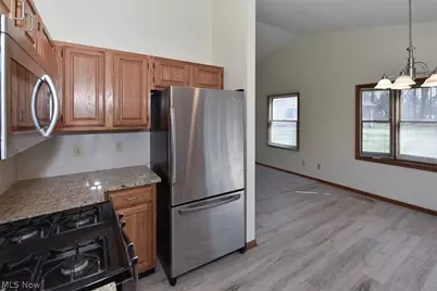 2121 Oakwood Court, Avon, OH 44011 - Photo 13