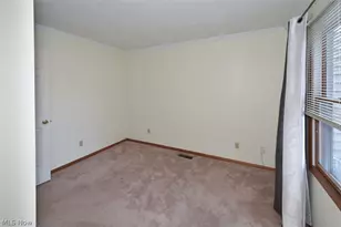 2121 Oakwood Ct, Avon, OH 44011 - Photo 21