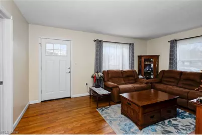 4 Lyndale Drive, Painesville Twp, OH 44077 - Photo 9