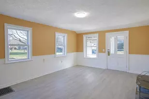 493 Elm St, Painesville, OH 44077 - Photo 5