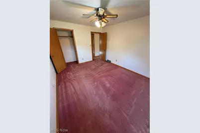 8615 Chesterton Drive, Poland, OH 44514 - Photo 13