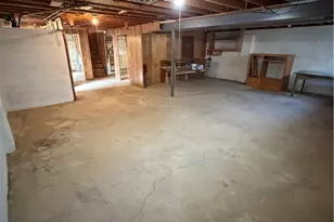 8615 Chesterton Dr, Poland, OH 44514 - Photo 19