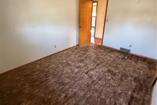 8615 Chesterton Dr, Poland, OH 44514 - Photo 11