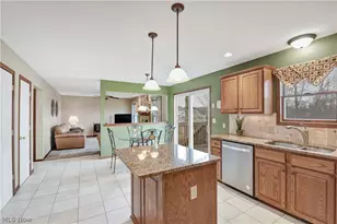 3090 Uxbridge Dr, Brunswick, OH 44212 - Photo 7