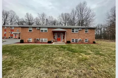 170 Kendall Avenue #D, Campbell, OH 44405 - Photo 1