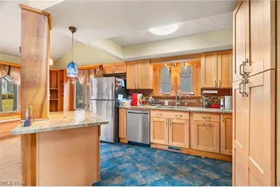 1536 Baycrest Drive NW, Canton, OH 44708 - Photo 17