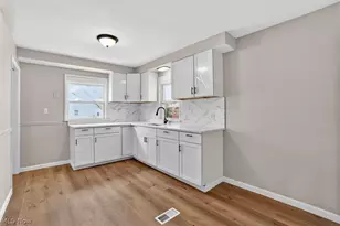 1851 Beverly Hills Dr, Euclid, OH 44117 - Photo 5