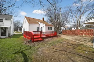 1851 Beverly Hills Dr, Euclid, OH 44117 - Photo 25