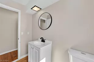 1851 Beverly Hills Dr, Euclid, OH 44117 - Photo 13