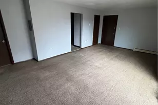 249 Folsom St, Champion, OH 44483 - Photo 5