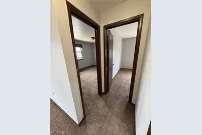 249 Folsom Street #6, Champion, OH 44483 - Photo 11