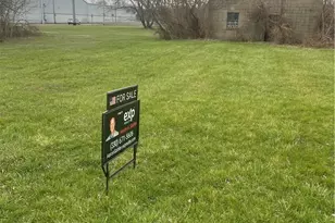 Irwin Pl NE, Canton, OH 44705 - Photo 1