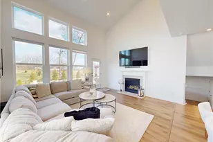 8215 Mustang Ln, Mentor, OH 44060 - Photo 7